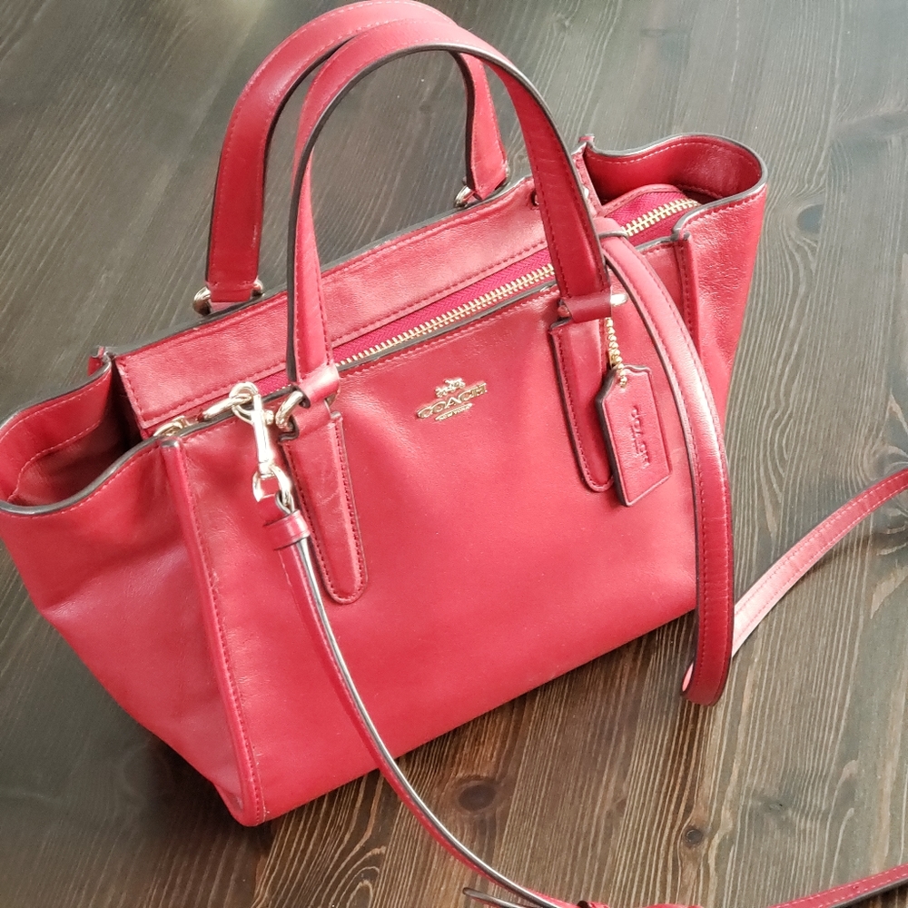 Brand New Coach SMTH Mini Crossbody Red Current